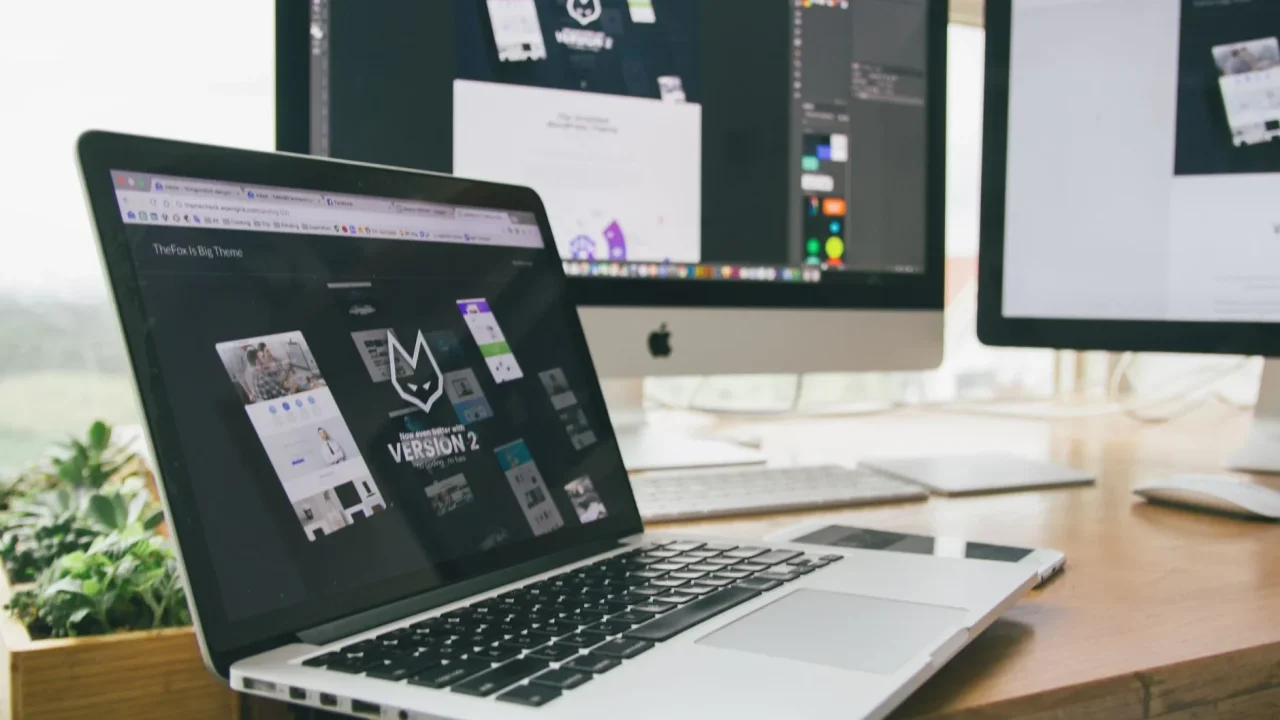 Business Website Laptop Growth